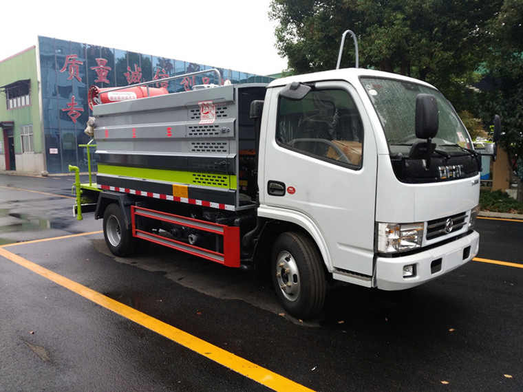 東風藍牌抑塵車_副本_副本.jpg